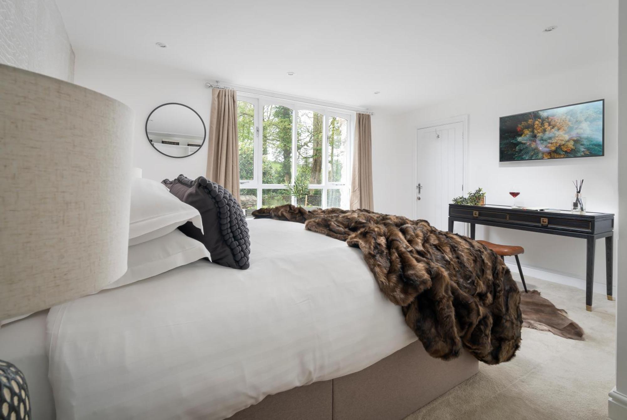 Aphrodites Group - Luxury Hot Tub Suites In Central Lake District! Bowness-on-Windermere Ngoại thất bức ảnh