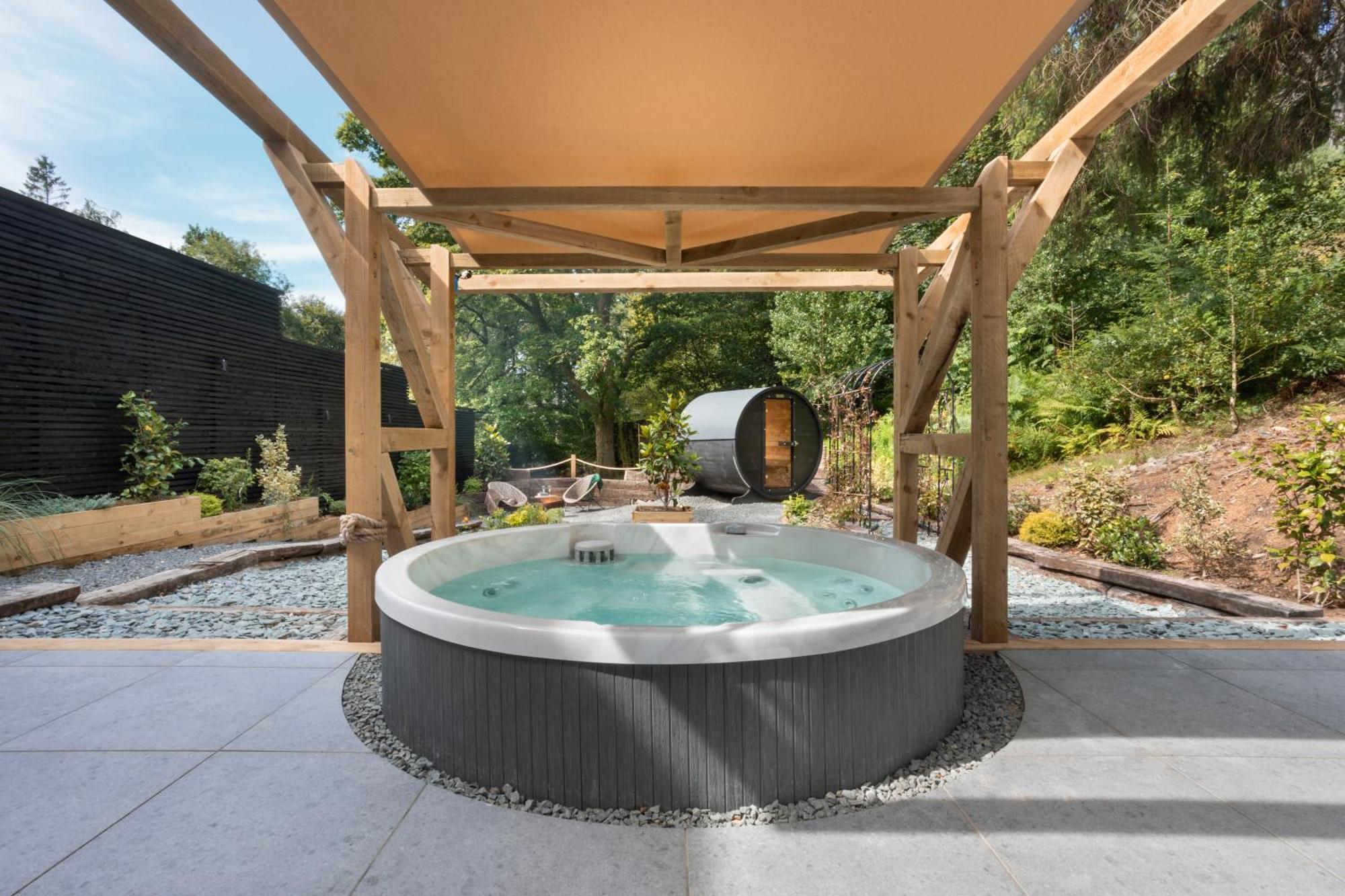 Aphrodites Group - Luxury Hot Tub Suites In Central Lake District! Bowness-on-Windermere Ngoại thất bức ảnh