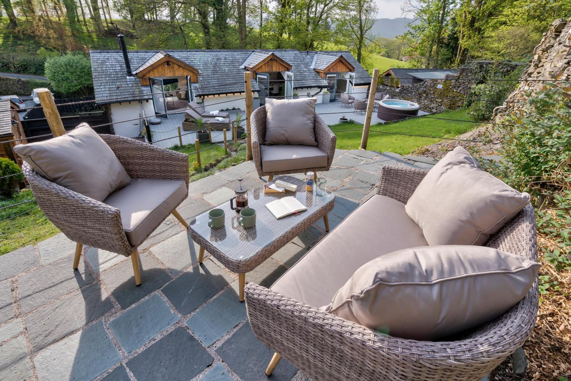 Aphrodites Group - Luxury Hot Tub Suites In Central Lake District! Bowness-on-Windermere Ngoại thất bức ảnh