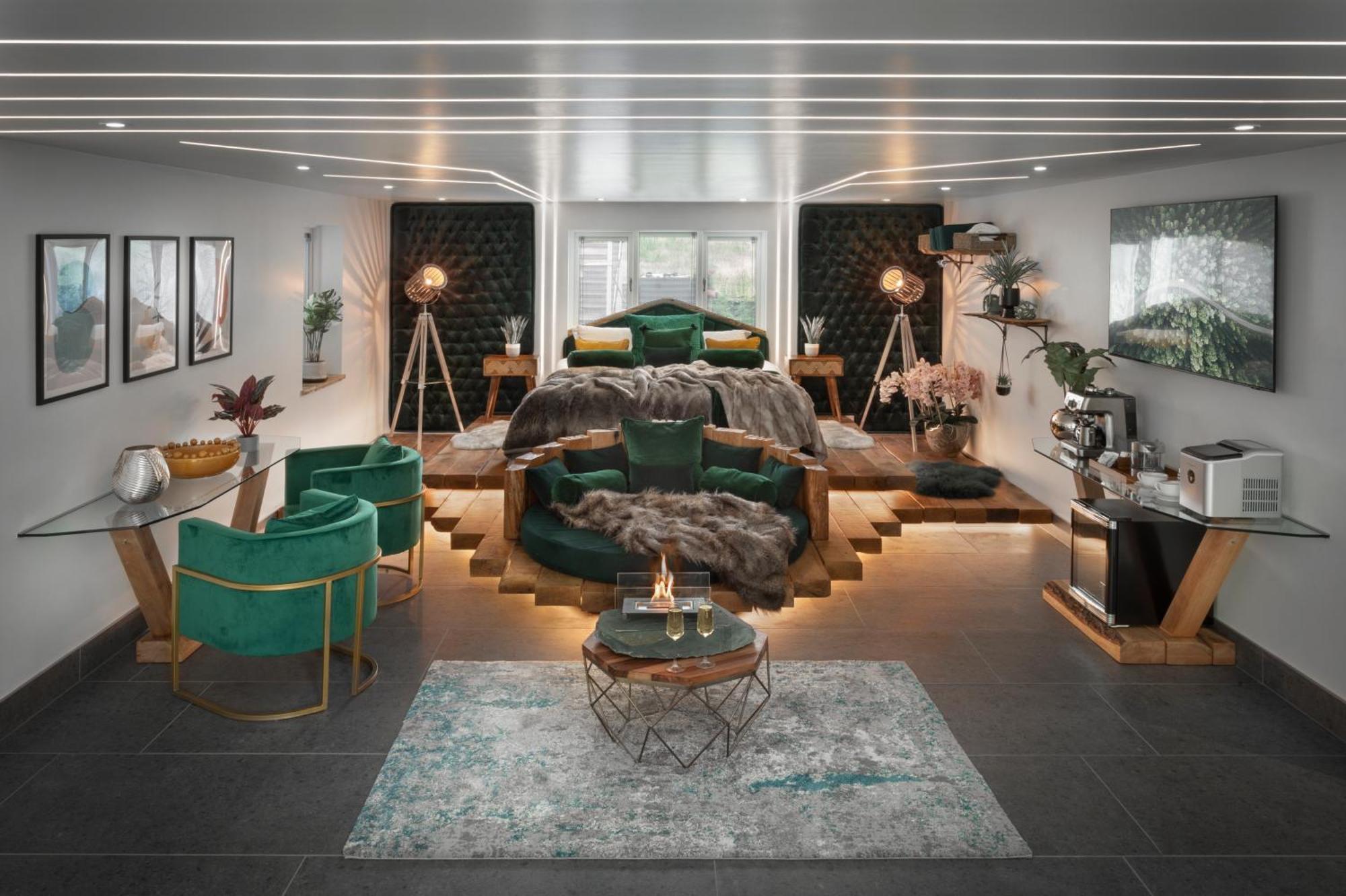 Aphrodites Group - Luxury Hot Tub Suites In Central Lake District! Bowness-on-Windermere Ngoại thất bức ảnh