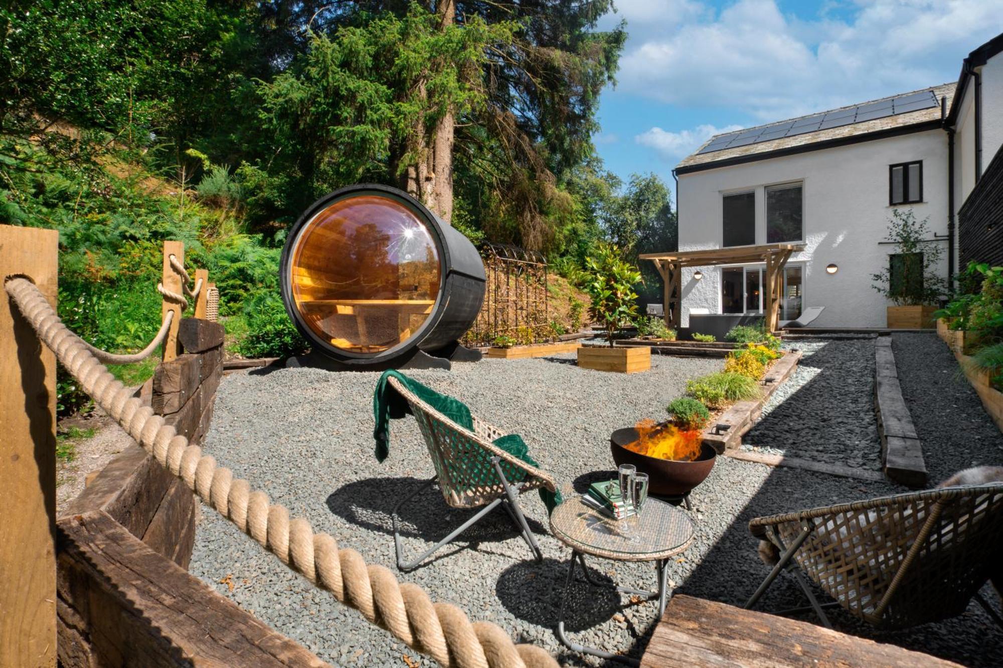 Aphrodites Group - Luxury Hot Tub Suites In Central Lake District! Bowness-on-Windermere Ngoại thất bức ảnh