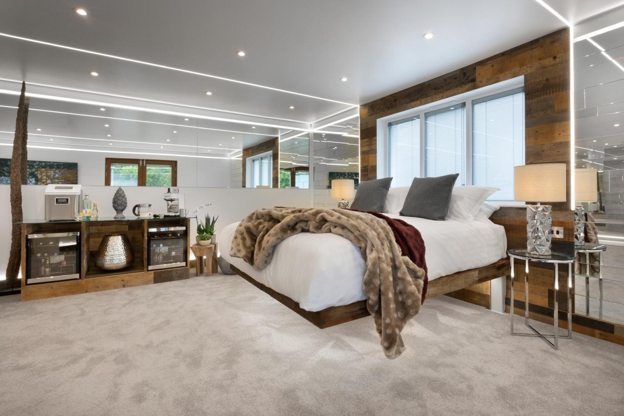 Aphrodites Group - Luxury Hot Tub Suites In Central Lake District! Bowness-on-Windermere Ngoại thất bức ảnh