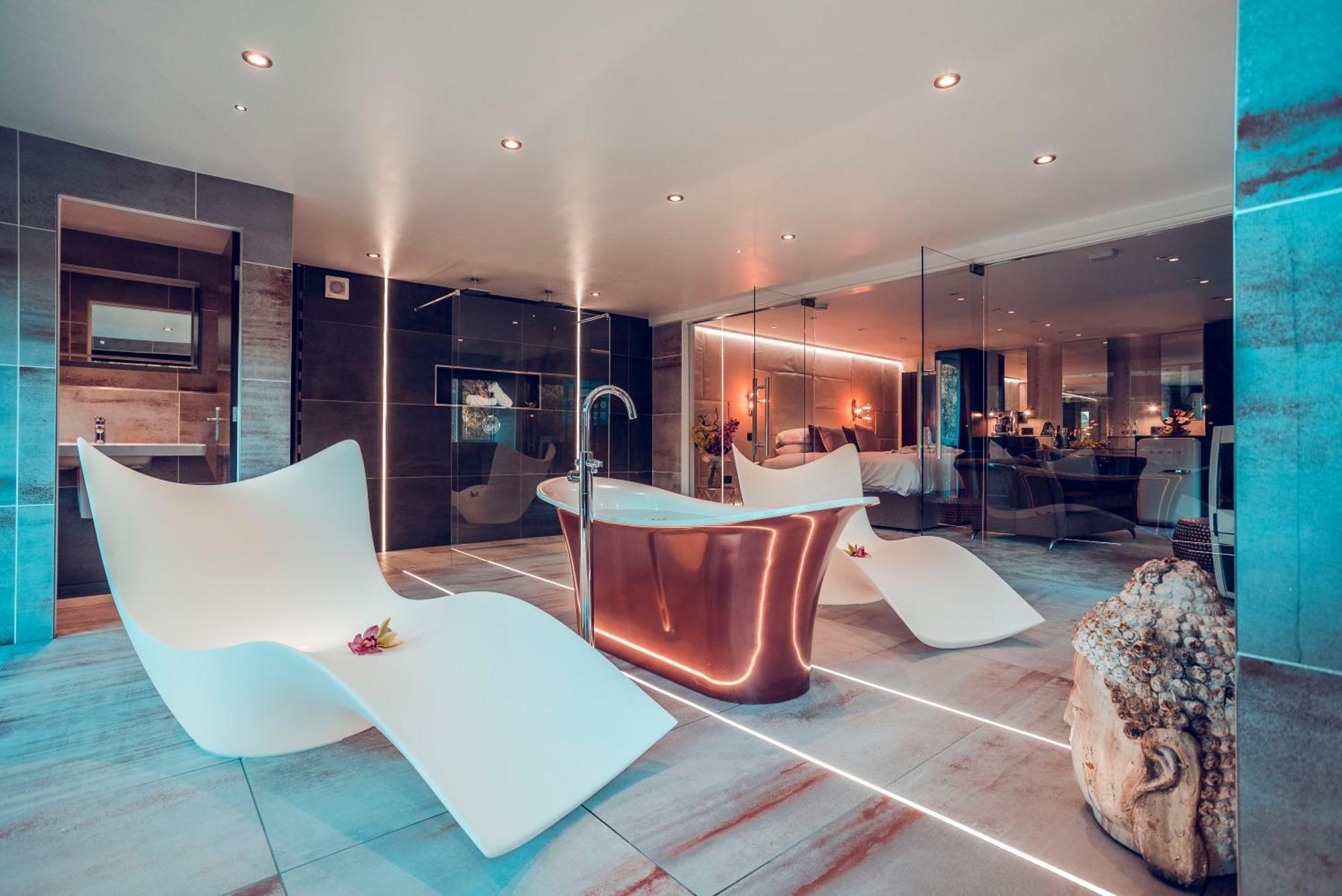 Aphrodites Group - Luxury Hot Tub Suites In Central Lake District! Bowness-on-Windermere Ngoại thất bức ảnh