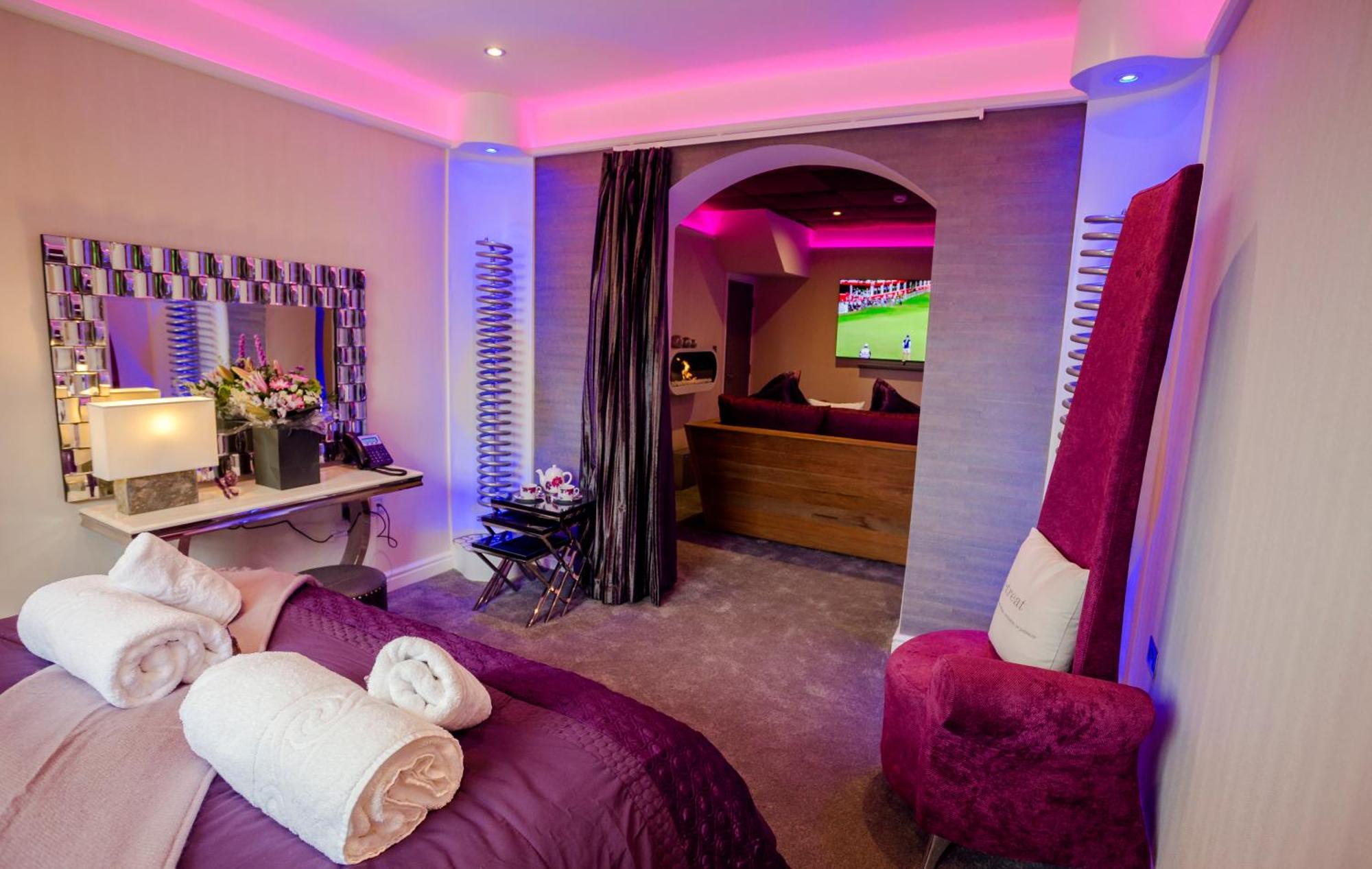 Aphrodites Group - Luxury Hot Tub Suites In Central Lake District! Bowness-on-Windermere Ngoại thất bức ảnh