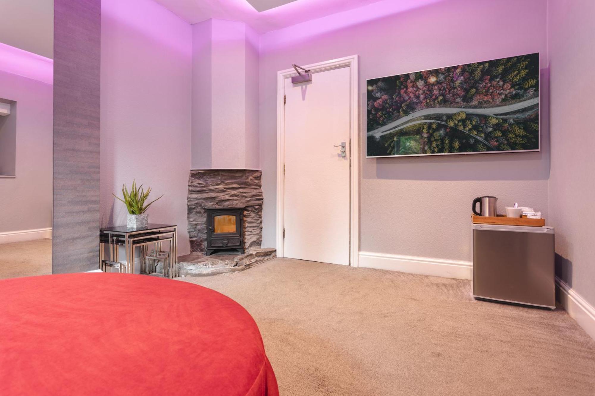 Aphrodites Group - Luxury Hot Tub Suites In Central Lake District! Bowness-on-Windermere Ngoại thất bức ảnh